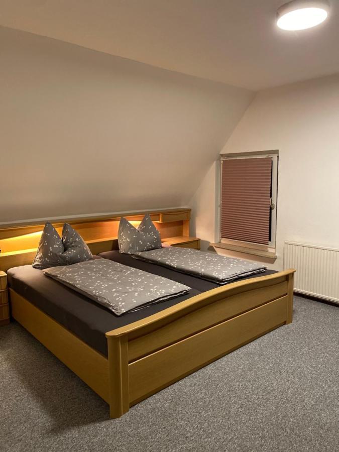 Am Fusse Zur Napoleonschanze Hohnstein Exteriör bild